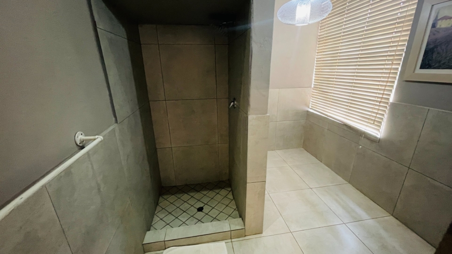  Bedroom Property for Sale in Potchefstroom North North West
